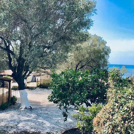 Blu Med Hébergement de vacances *